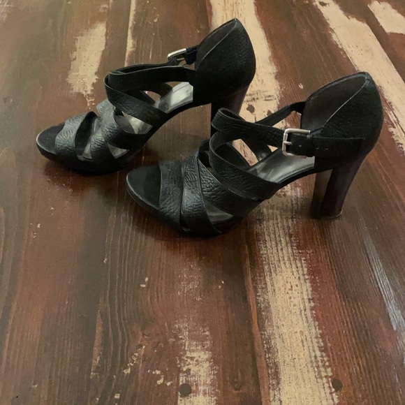 Loft straps high heeled shoes - Picture 4 of 11